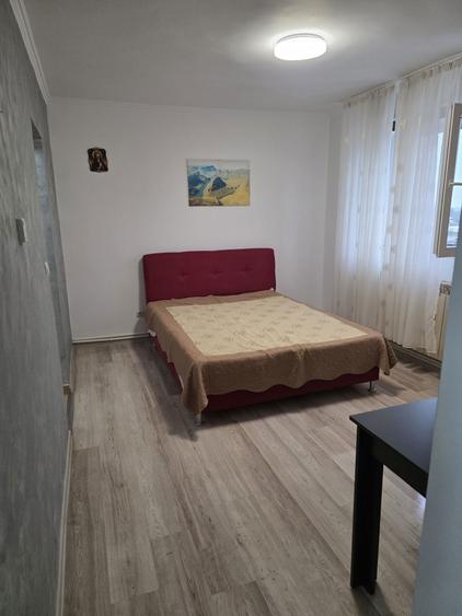 Inchiriez garsoniera - 5