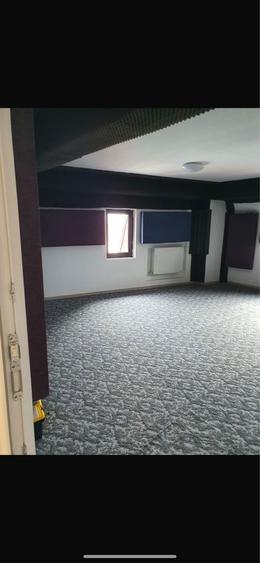 Spatiu de inchiriat 40 m2 ideal birou / studio / activitati creative Zona Mall Vitan - 1