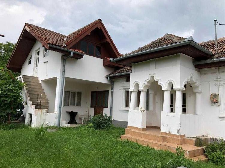 Casa si teren in satul Batoti (MH) - 1