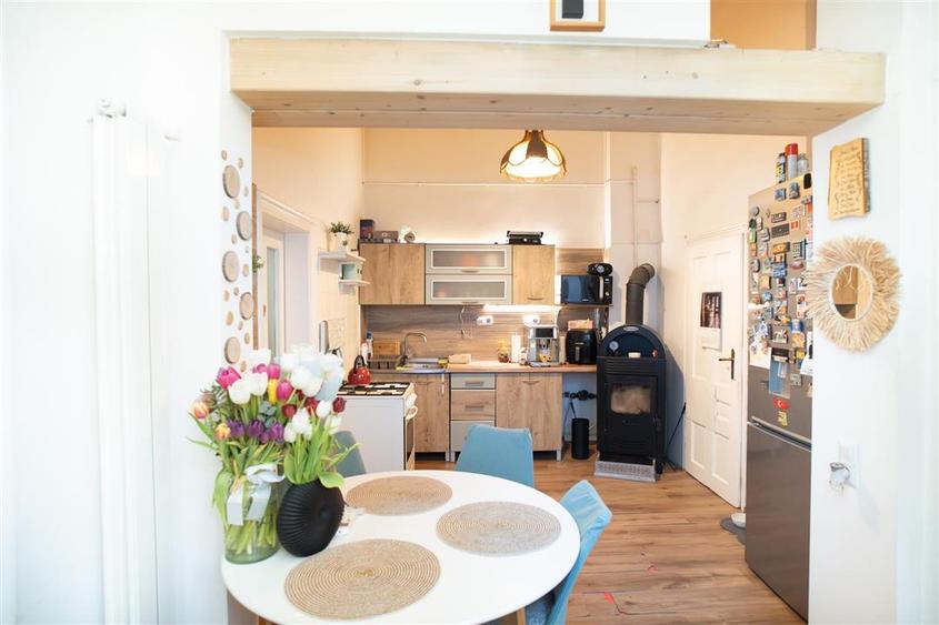 Casa la curte comuna pe str. Ady Endre - 8