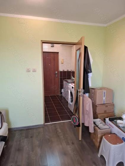 vind urgent garsoniera zona Vlaicu strada Ursului 24 600 euro neg. - 6