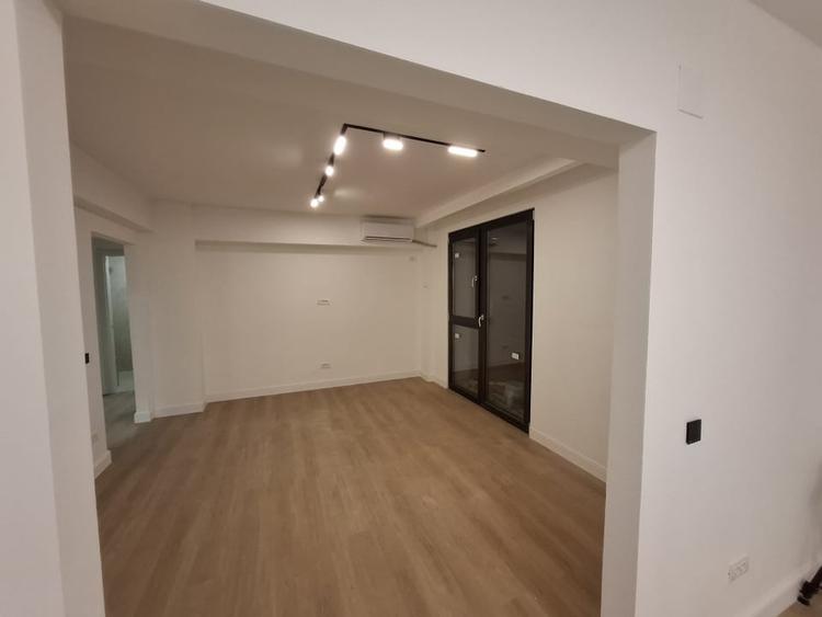 Apartament 3 camere Piata Unirii, renovare premium,5 min metrou - 1
