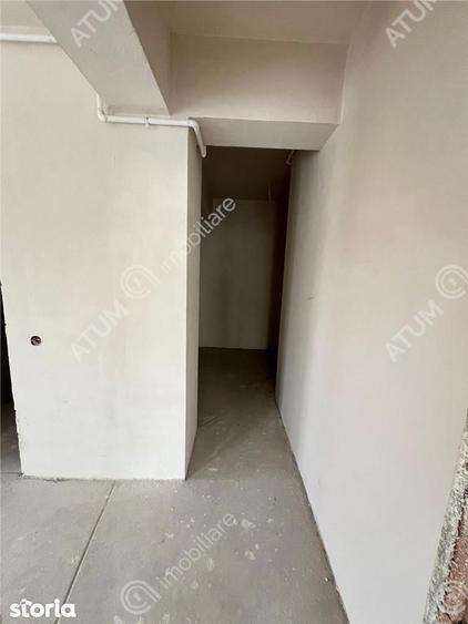 Apartament 3 camere balcon terasa parcare boxa zona Brana Selimbar - 13
