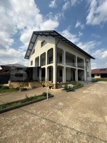 Casa/Vila 450 mp utili, 8000 mp teren + casa in constructie, Plopeni, SV - 4