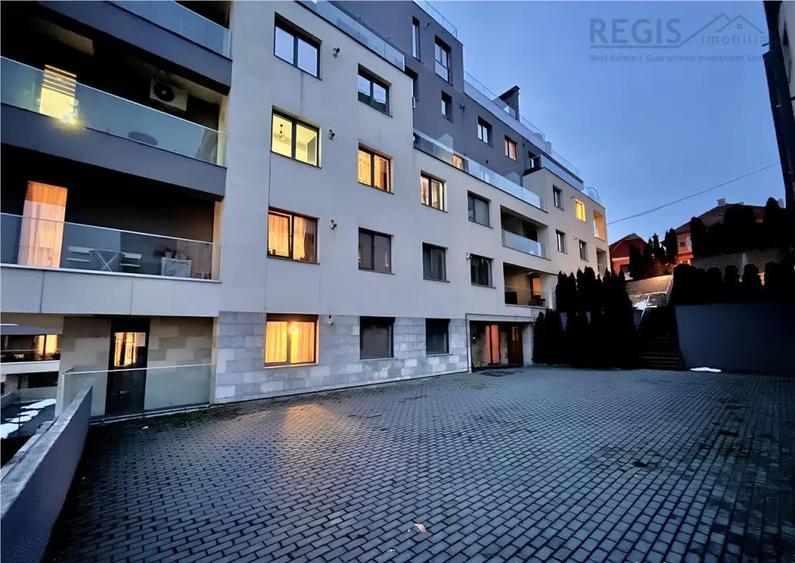 Apartament 3 Camere zona Centrala cu Parcare Subterana - 1