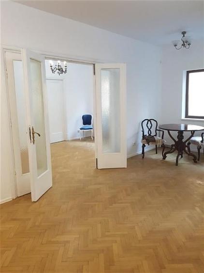 Armeneasca, apartament deosebit, 5 camere, renovat , zona cu acces facil. - 3