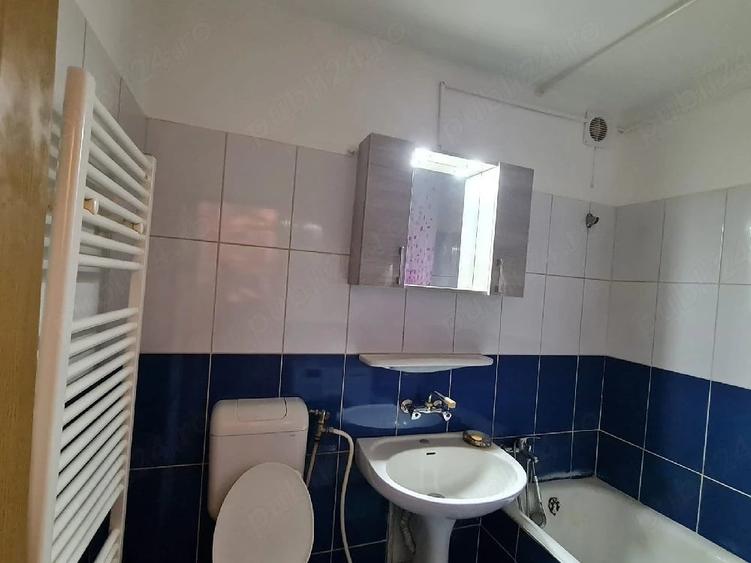 Garsonieră semidecomandată în Central