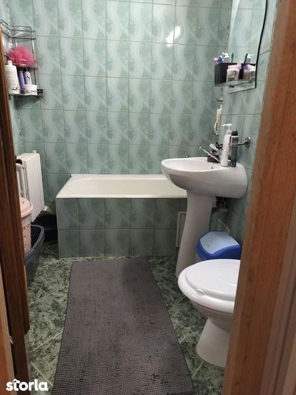 Vand sau schimb apartament 2 camere cu 3 camere si diferenta - 5