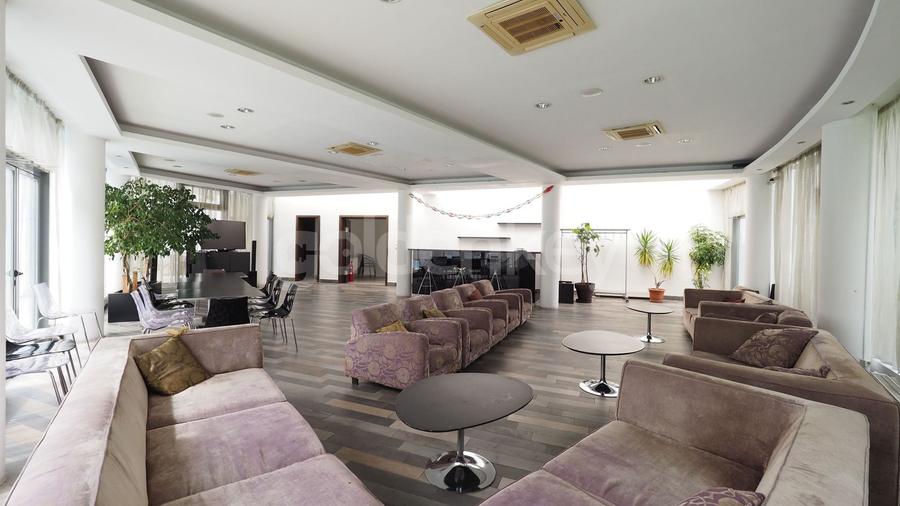 Apartament modern cu 3 camere | garaj | piscina comuna - 16