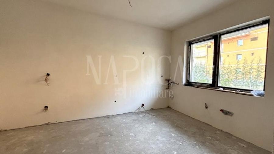 Casa 4 camere de vanzare in Floresti - 4