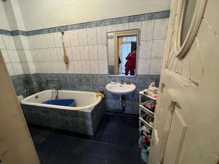 Vila P+ Et 1, Marasesti stradal - 13