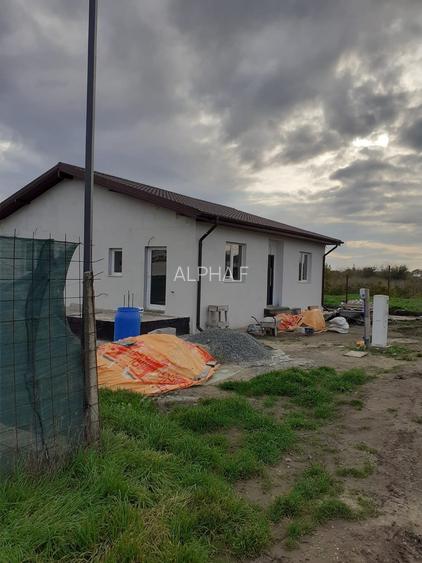 Casa  la sol 3 camere  Premium Cumpana la pret de apartamet.