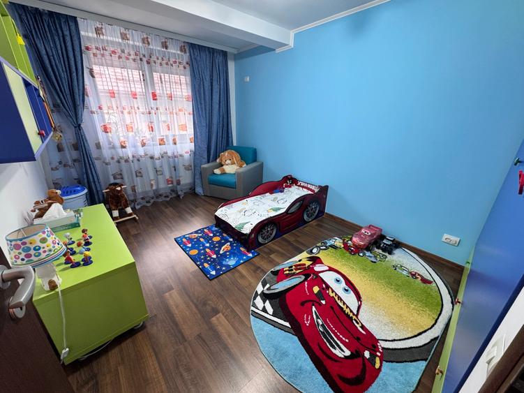 Casa pozitie buna mobilta-utilata in complex inchis P+1+Pod locuibil - 13