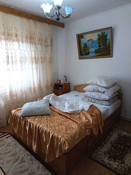 OCAZIE!Vand apart 2 camere D,50mpla Parter CU GRADINA in Galata ap de LIDL - 4