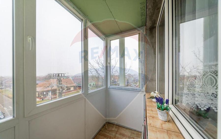 Apartament de vanzare 3 camere Chisineu Cris - 11