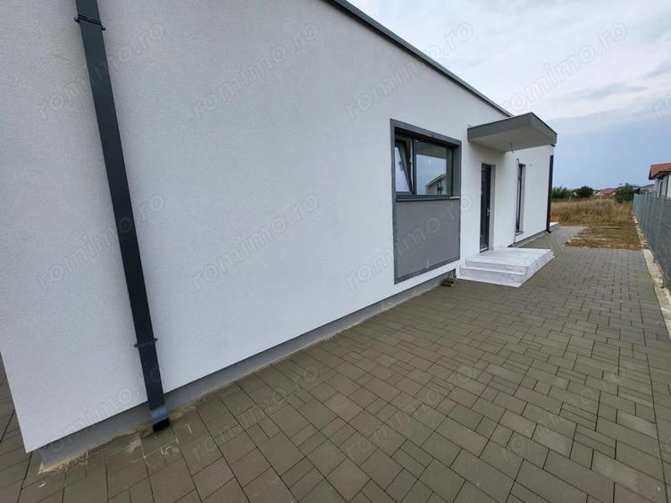 Duplex. Timisoara. Aproape de Zone 2. Teren generos. Disponibil imediat. - 1