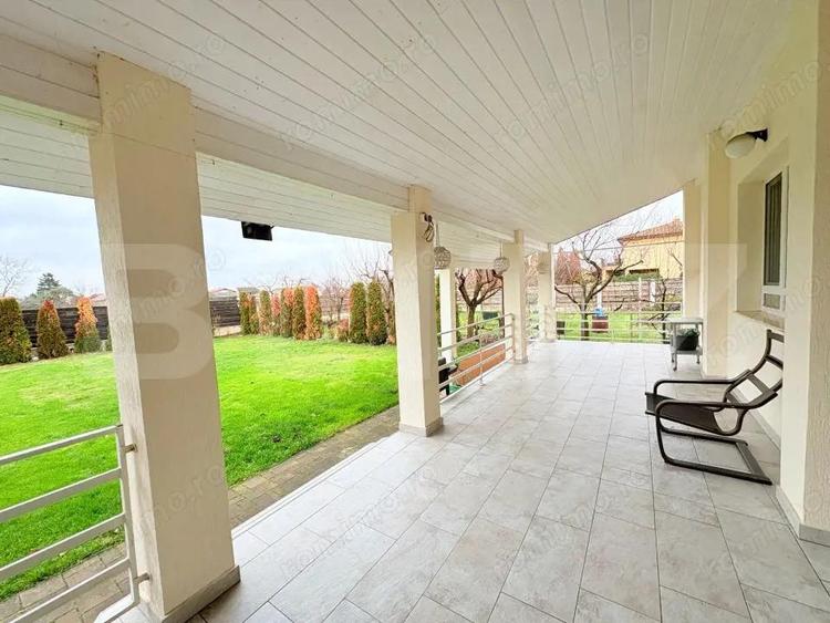 Casa de vanzare 239 mp, teren 5,6 ari, jude?ul Satu Mare - 19