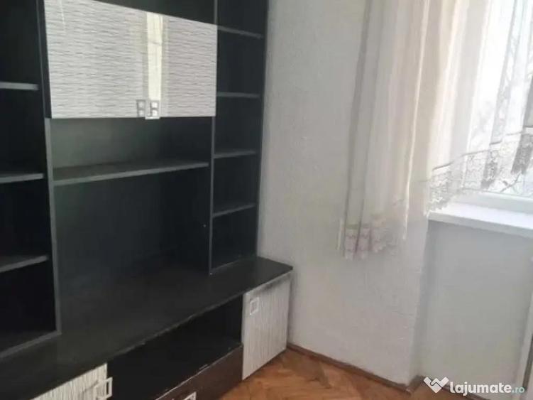 Apartament Cu 2 Camere Semidecomandate Zona Marasesti - 1