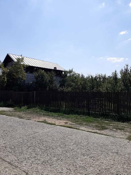 Teren intravilan de vanzare Baicoi 2000mp - 1