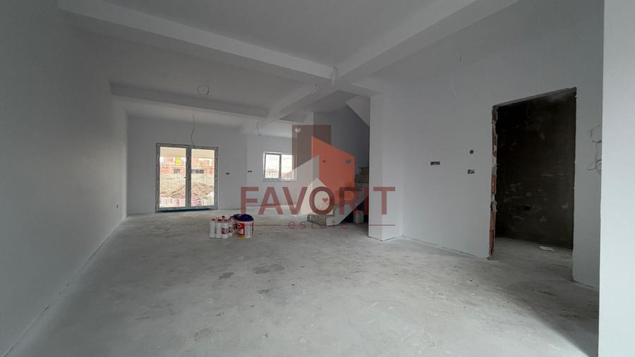 Duplex despartit | Inainte de Kaufland | Toate utilitatile | Curte amenajata - 5