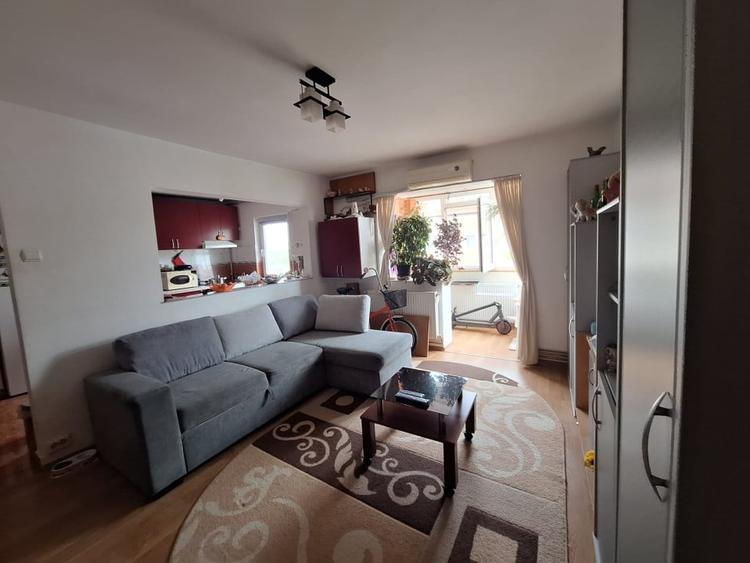 Apartament 2 camere, semidecomandat, 49 mp, zona Buziasului - 1