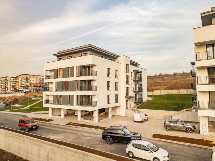 Apartament cu 2 camere cu terasa generoasa, complex rezidential nou - 1