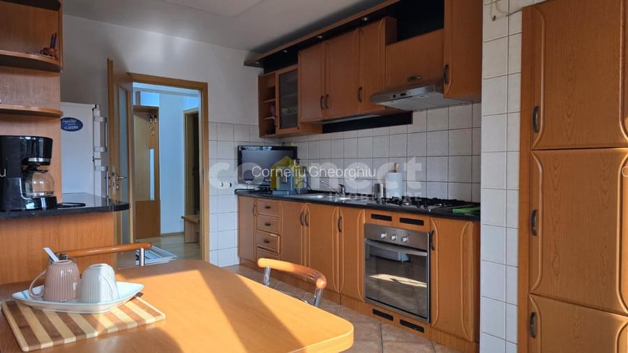 Apartament 4 camere de inchiriat in Centru, Piata Cipariu