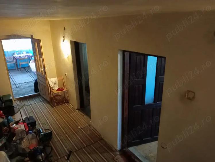 De vanzare casa si teren in Dealu Launele Valcea - 4