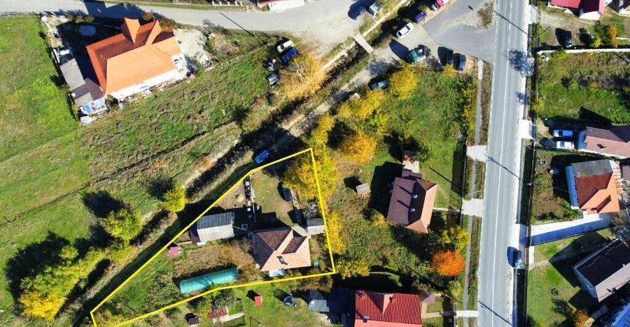 BUDESTI - CASA LANGA ORAS, TEREN 935 MP - 3