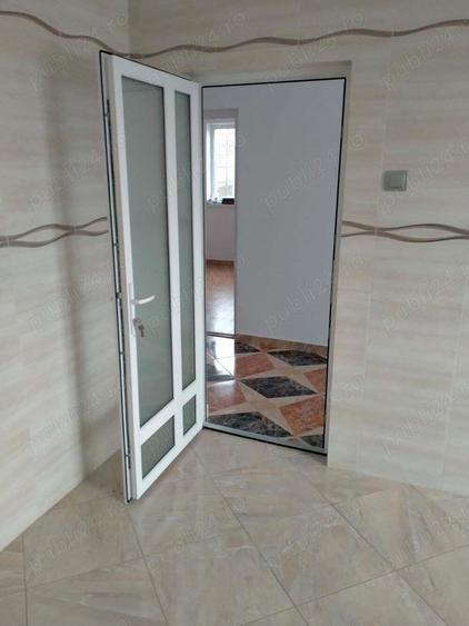 Vand case + anexe si gradina 1355 mp - 1