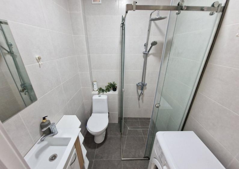 Garsoniera de inchiriat in zona Victoriei - 1