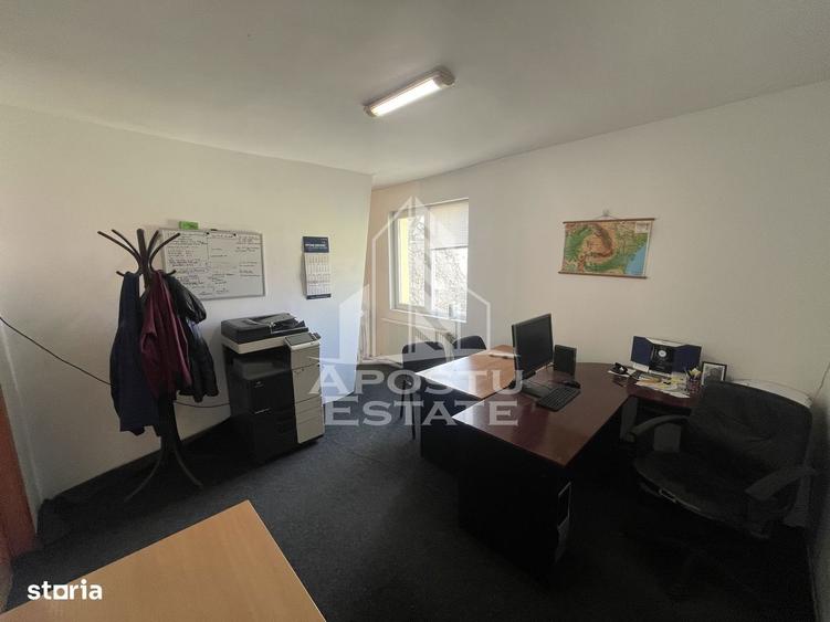 Spatiu birouri la etajul 1, 24 mp, zona Lipovei - 1