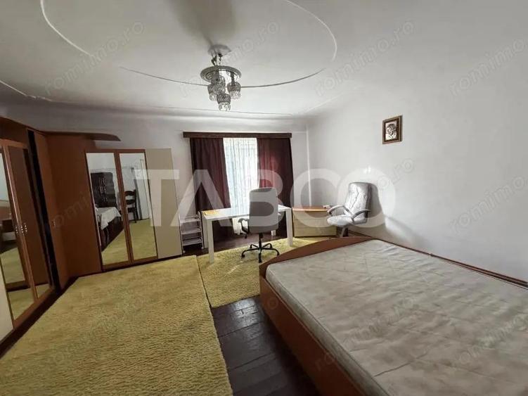 Casa de inchiriat cu 4 camere 160 mpu garaj teren liber 146 m - 4