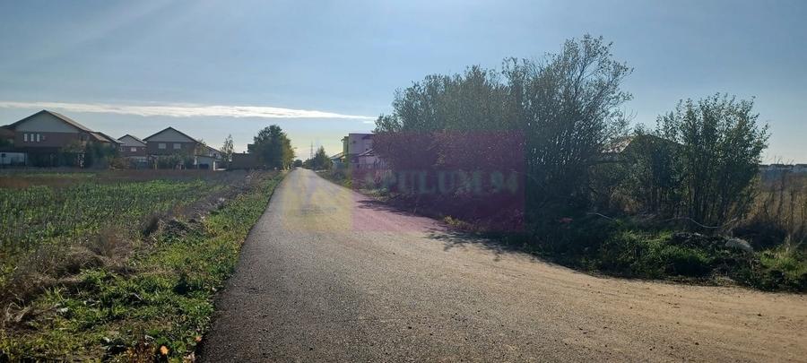 Sabareni, teren rezidential 6290 mp, cu 52m FS, utilitati in apropiere - 1