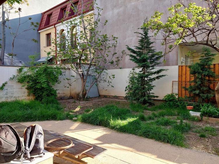 Inchiriez casa curte zona Popa Nan Scoala Iancului - 5