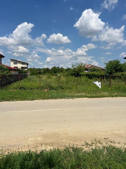 2000 mp cu utilitati  Ordoreanu/Ilfov dubla deschidere 20 ml la asfalt - 2