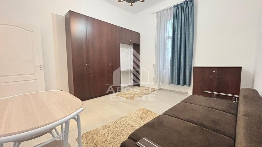 Garsoniera in zona Complexului Studentesc, centrala proprie - 2