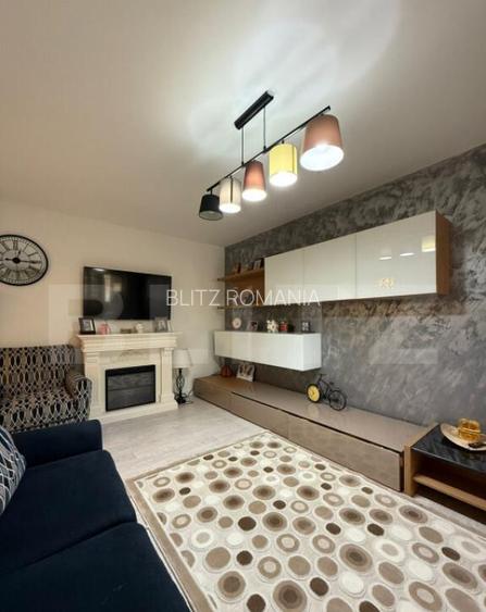 Apartament 3 camere, Decomandat, Ultrafinisat, Zona centrala Apartament 3 camere, Decomandat, Ultrafinisat, Zona centrala