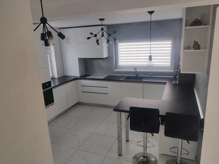 Casă cu 3 camere cu Teren 250 Mp în Budiului