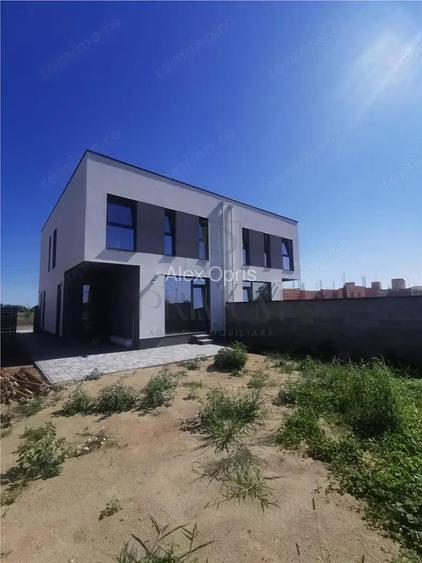 Duplex modern - spatios - bine compartimentat - finalizat - langa drumul cu 4 benzi