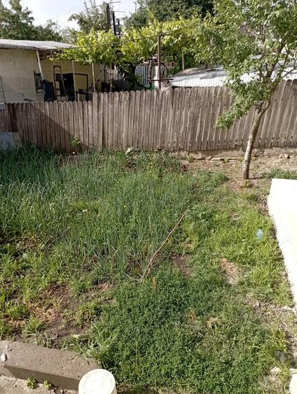 Casa de vanzare, cartier Tuguiata, renovata recent. - 7