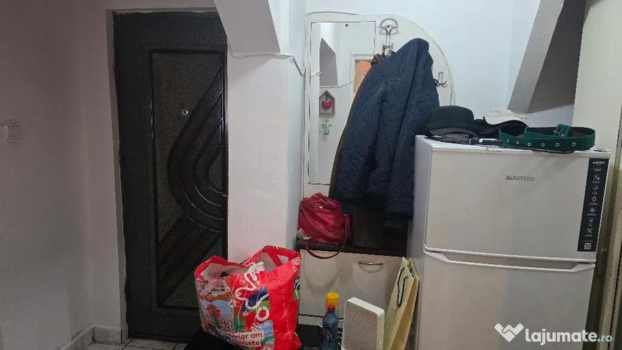 Vand apartament cu o camera decomandat in Deva,Micro 15, parter - 9
