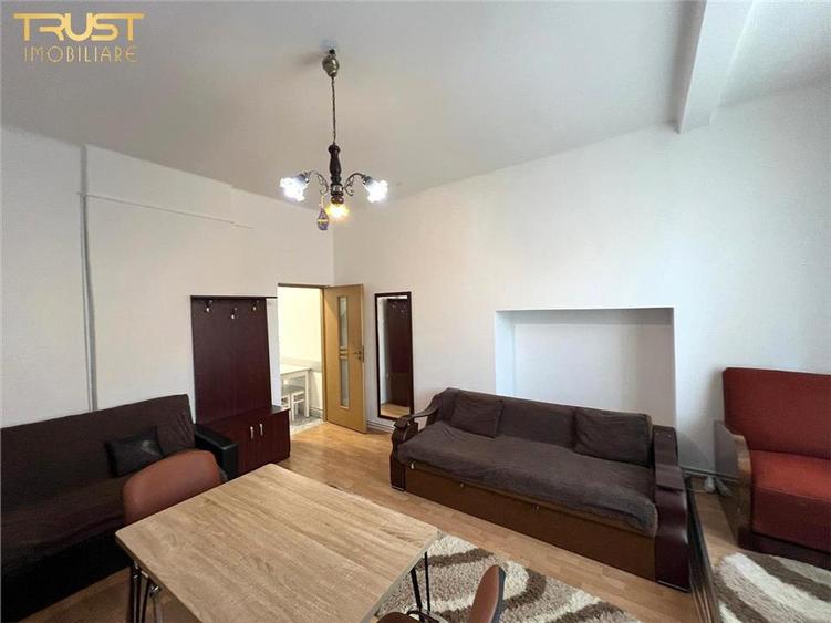 Ap o camera langa Policlinica - 3