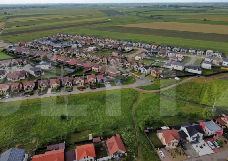 Teren intravilan, 10800 mp, zona Nord - 3