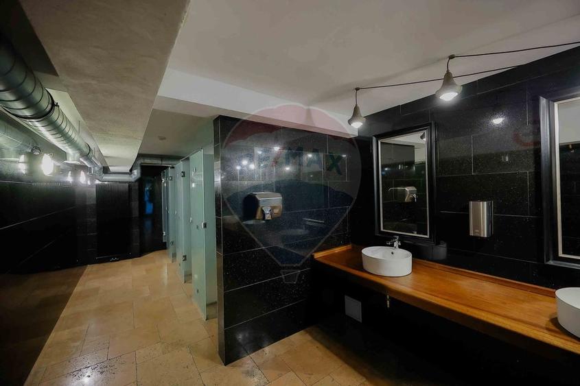 De vanzare - Proprietate premium in zona istorica a Oradiei - 17