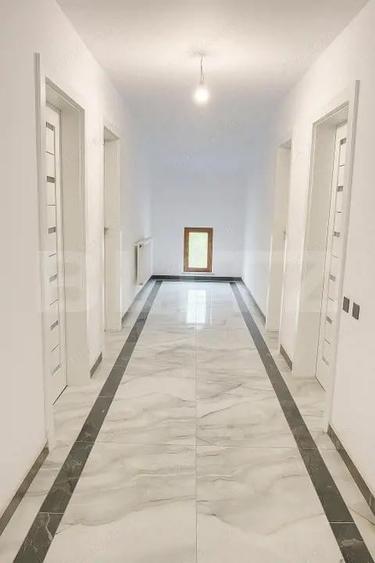 Casa moderna cu 210 mp utili, terase inchise si finisaje premium Campenesti - 11
