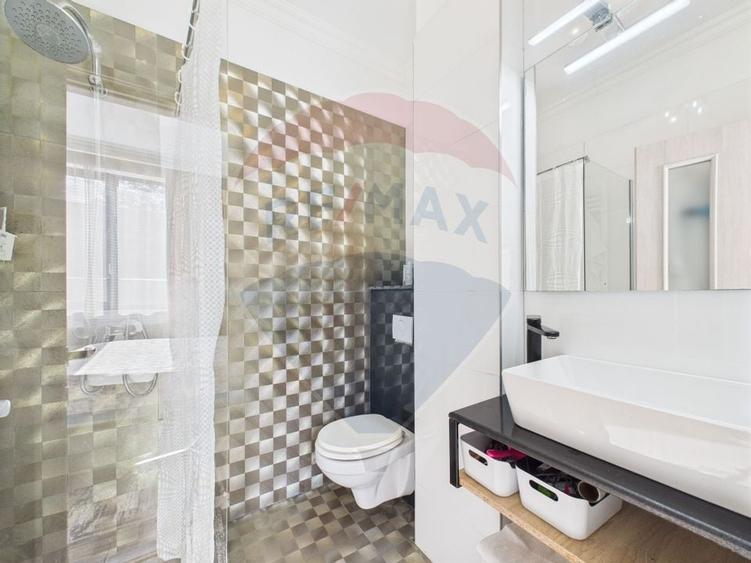 Apartament deosebit cu 3 camere | Curte 63 mp | Damaroaia - 9