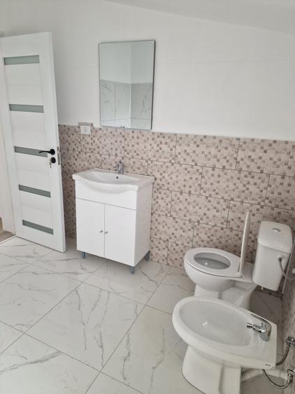 Sanmihaiul Roman - Casa individuala cu 4 camere si bucatarie inchisa - 8