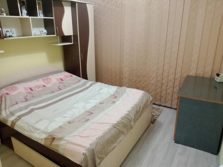 Închiriez apartament cu 2 Camere Micro 17 - 2