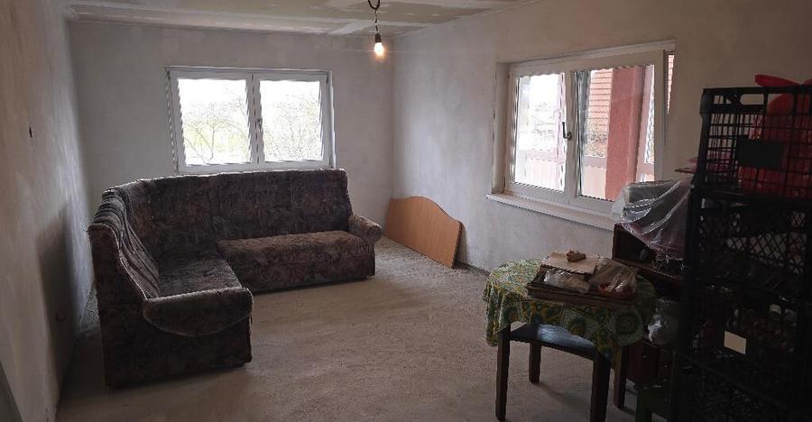 Vand casa in Deva, zona Garii (Peste Linia Ferata), P+E, din anul 2010 - 3